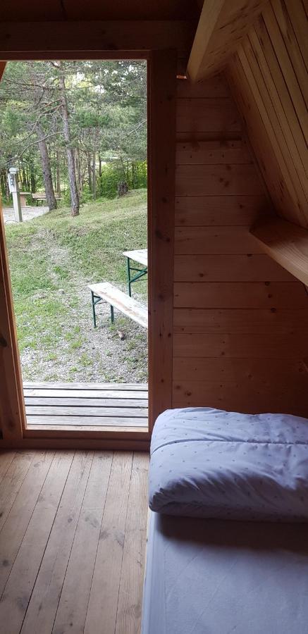 Camping La Chabannerie Hotel Saint-Martin-de-Clelles Luaran gambar